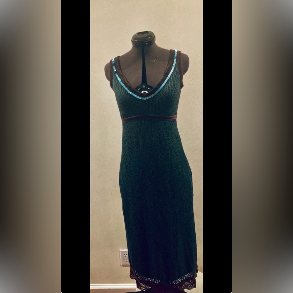 Karen Millen Lace, Velvet & Sequin trim, lined Dress - Small